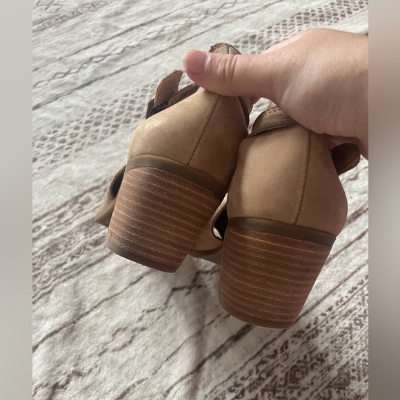 Lucky brand peep toe leather buckle booties size 9 - Picture 12 of 13